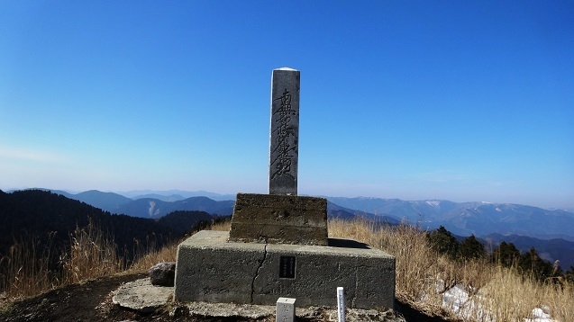s24.jpg